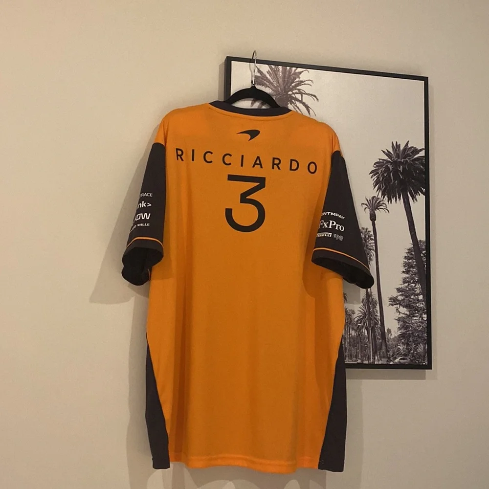 Formula 1 official Daniel Riccardo McLaren Mens XXL supporters top F1 ‘22🏆 - Picture 5 of 7